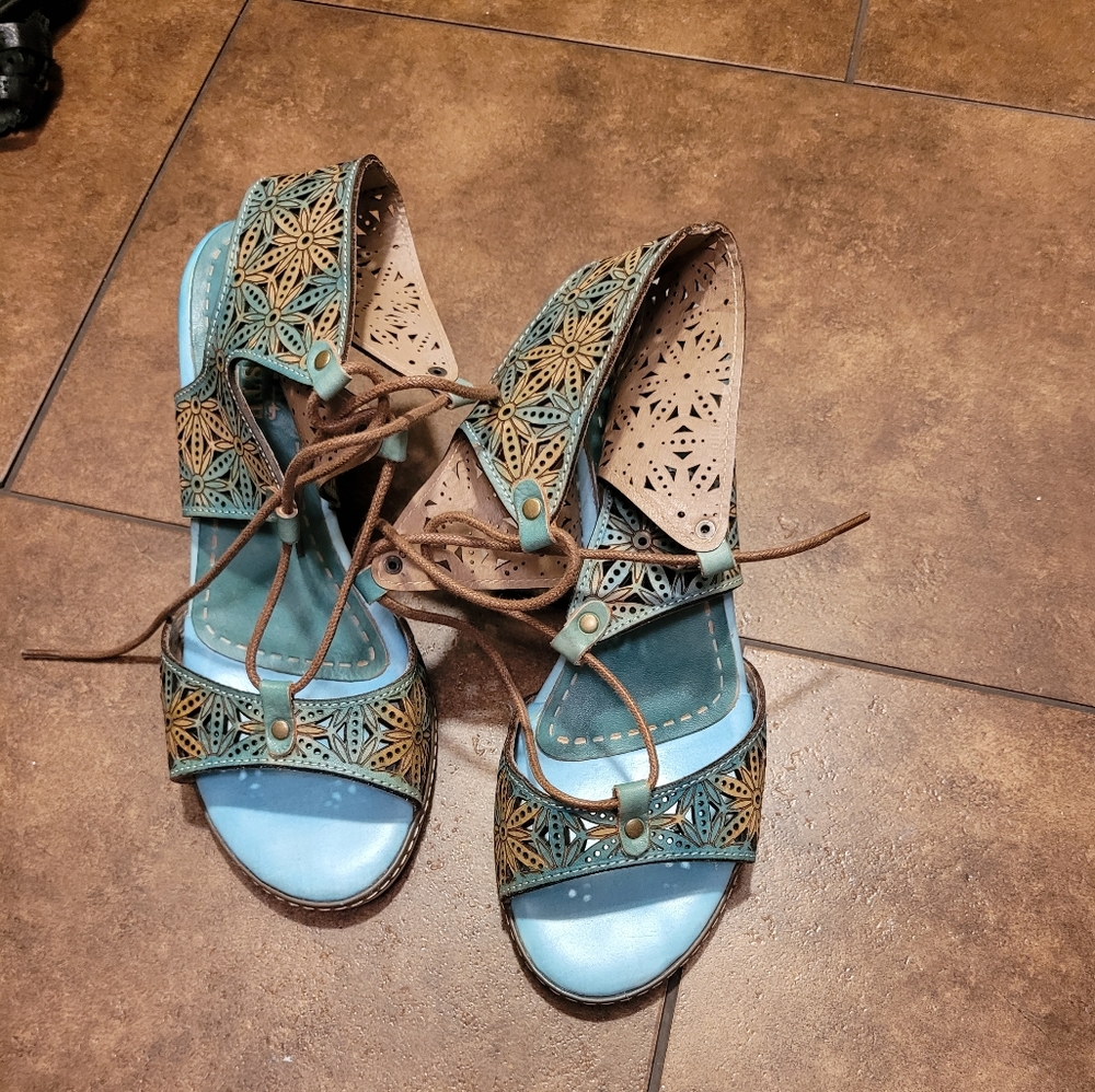 L'Artise heels